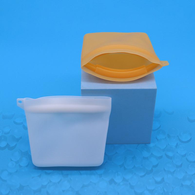 Silicone Dog Treat Bag Outdoor - مراجعة Food Storage Silicone Bags وسعره
